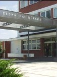 Unipetrol oceňuje svůj 51% podíl v České rafinérské na 235 milionů USD