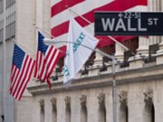 Rozbřesk: Wall Street zažil nejhorší výprodej od února, Asie jej dnes následuje