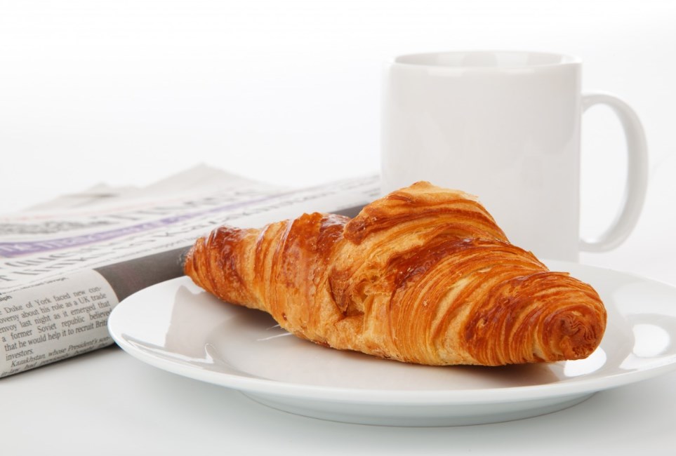 EU se dohodla na zpřísnění a rozšíření trhu s emisními povolenkami a dnes bude diskutovat o stropu cen plynu. Futures jsou zelené