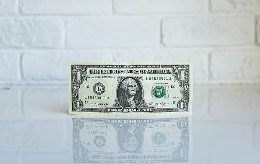 Vyšší americká inflace potvrá šest měsíců, rozhodující jsou očekávání, říká bývalý guvernér Fedu