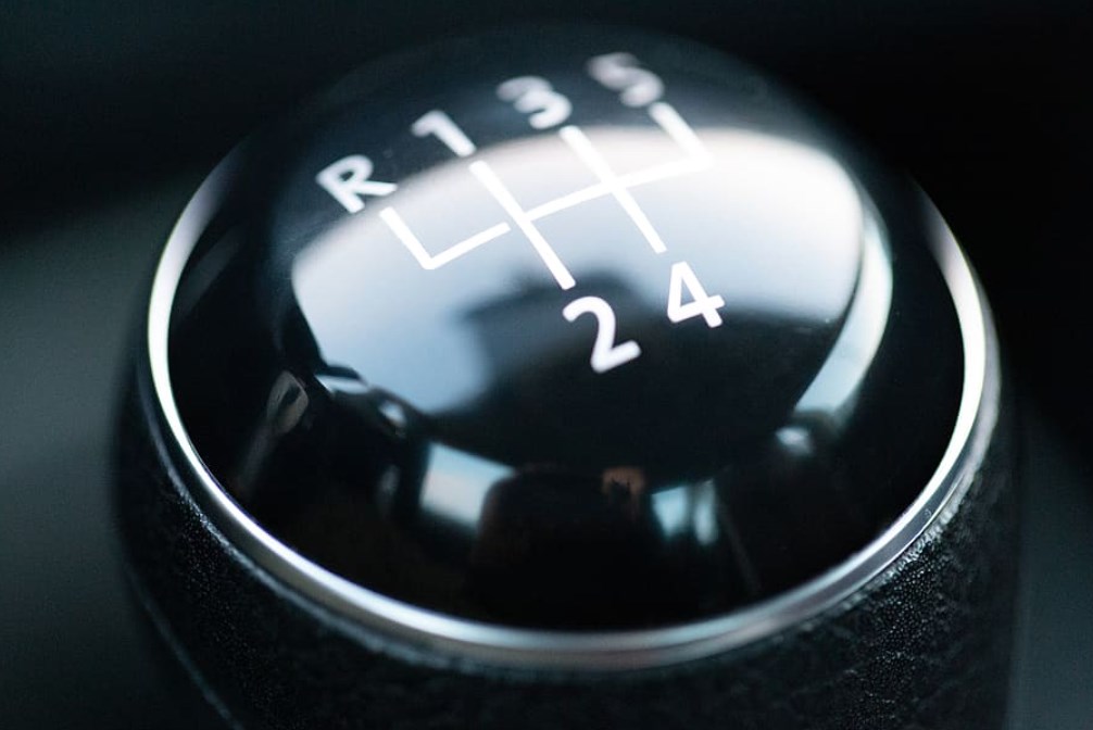 Česká ekonomika si drží tempo… zatím (komentář analytika)