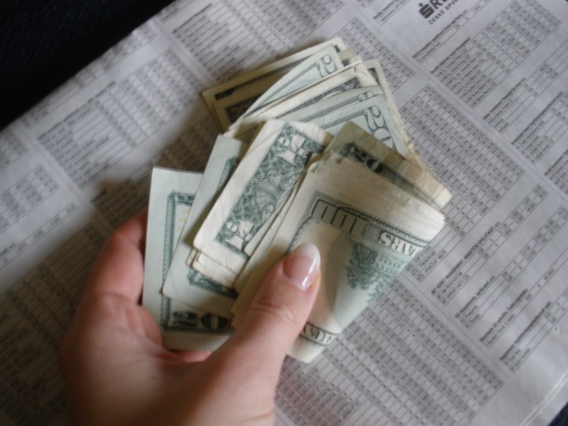 Spotřebitelské výdaje v USA loni stouply nejvíce od roku 2007, v prosinci ale zabrzdily