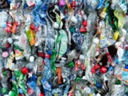 Názor Fidelity: Používání plastů a role investorů při recyklaci