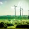 Bloomberg: Zelené investice se poprvé vyrovnaly investicím do fosilních paliv