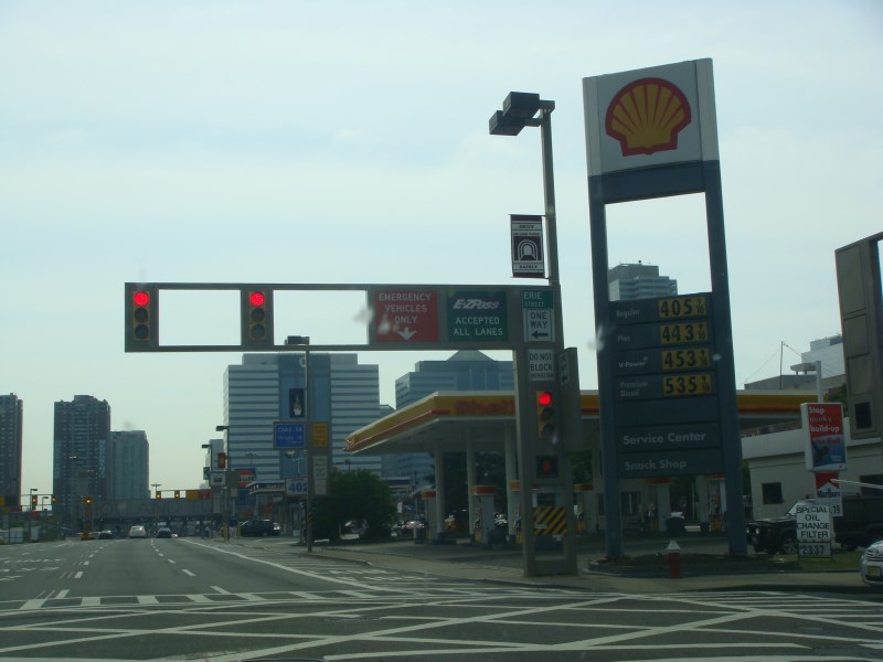 Shell prodává podíly v australském projektu kapalného plynu