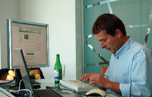 Online rozhovor: Ředitel humanitární organizace Člověk v tísni Šimon Pánek!