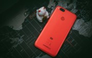 Dvojí vstup Xiaomi na burzu: Jak nakrmit vlka a kozu si nechat