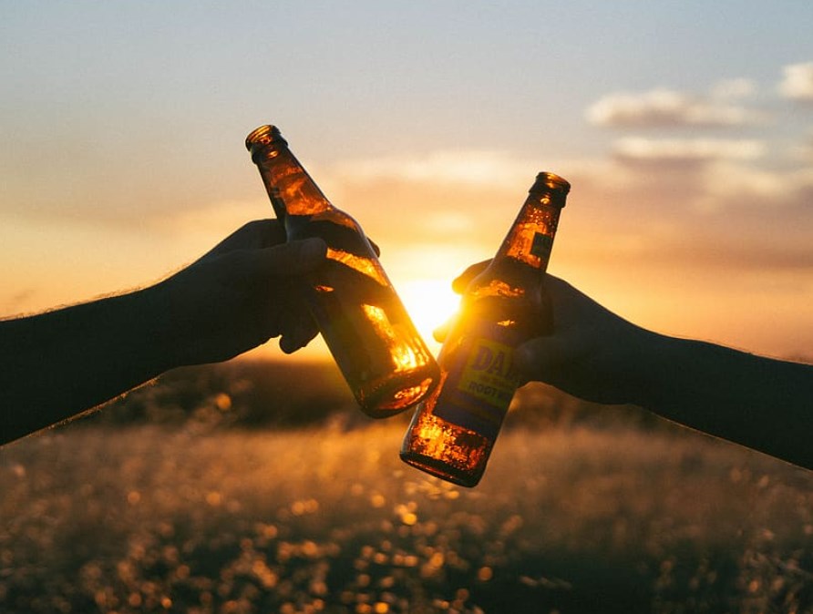 Slabý trh práce kazí trhům závěr týdne