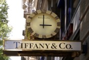 LVMH koupí klenotnictví Tiffany za 16,2 miliardy dolarů