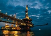 IEA: USA se do tří let stanou největším producentem ropy