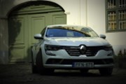 Automobilce Renault podle ministra hrozí zánik, musí se adaptovat