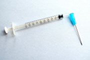 The Guardian: Vakcínový boj o vliv aneb jak Západ zůstává pozadu