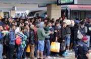 Proč Německo vítá migranty s otevřenou náručí? Protože v minulosti se mu to vyplatilo