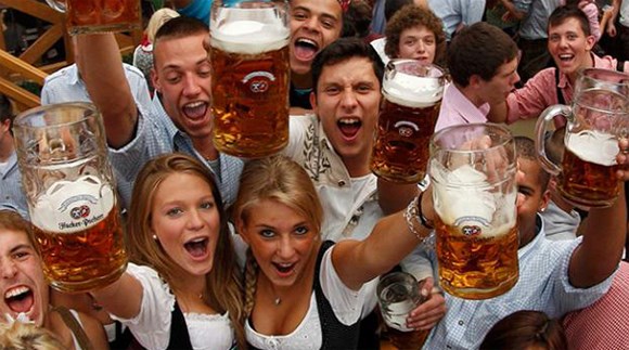 Oktoberfest - tam, kde se bujará radost schází s tvrdým obchodním modelem