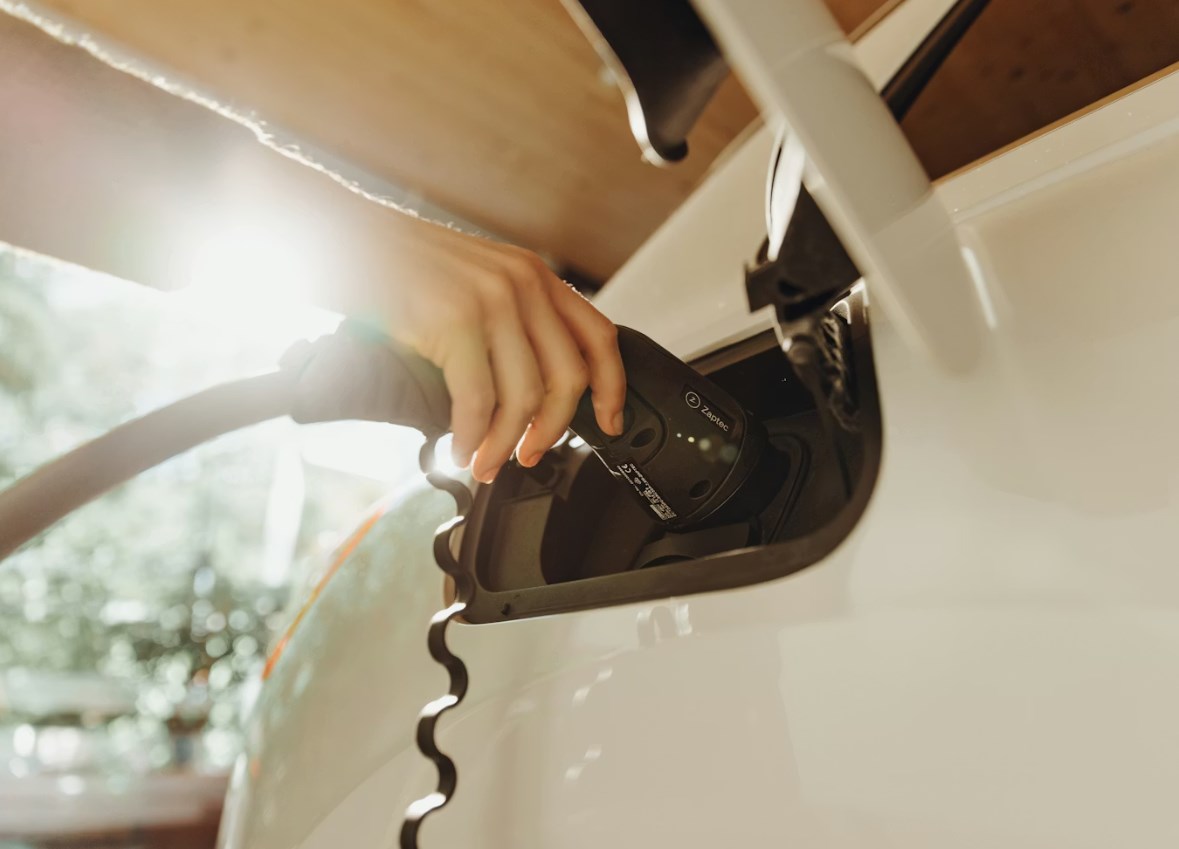Karman: Příliš mnoho elektromobilů, příliš málo zákazníků. Evropské automobilky to může stát miliardy