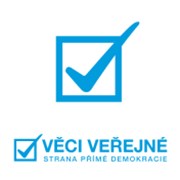 Radek John těsně obhájil svou funkci předsedy Věcí veřejných v internetové volbě
