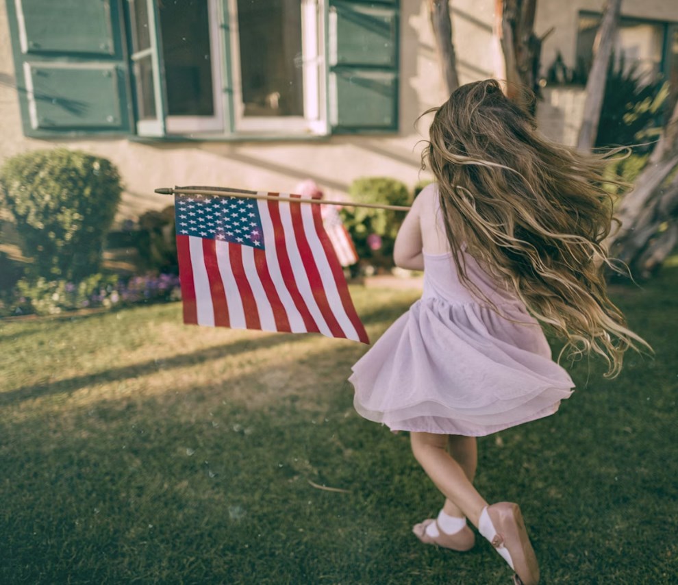 Perly týdne: Cla platí sami Američané a na trhu se zlatem se dějí věci