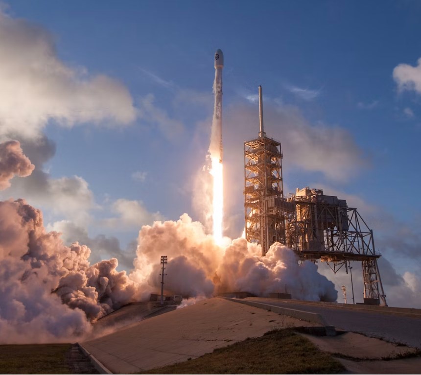S&P odmítla výjimku pro megacapy. SpaceX nebude po IPO zařazen do indexu