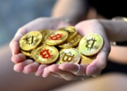 Bitcoin se kvůli výběru zisků propadl pod cenu 50.000 dolarů