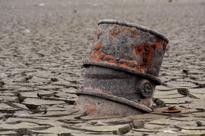Ropa obrátila nahoru, akcie jedou, technologie dnes zaostávají