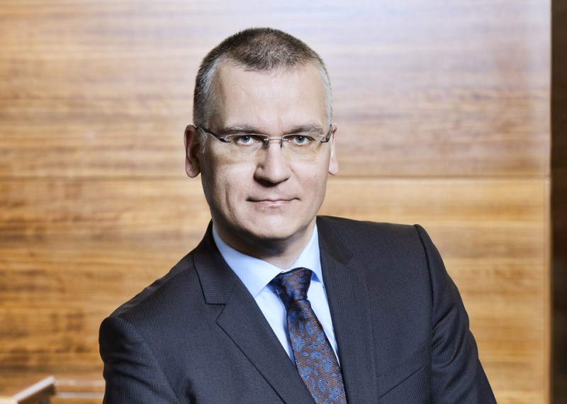 Viceguvernér Mora: ČNB momentálně neřeší akutní problém