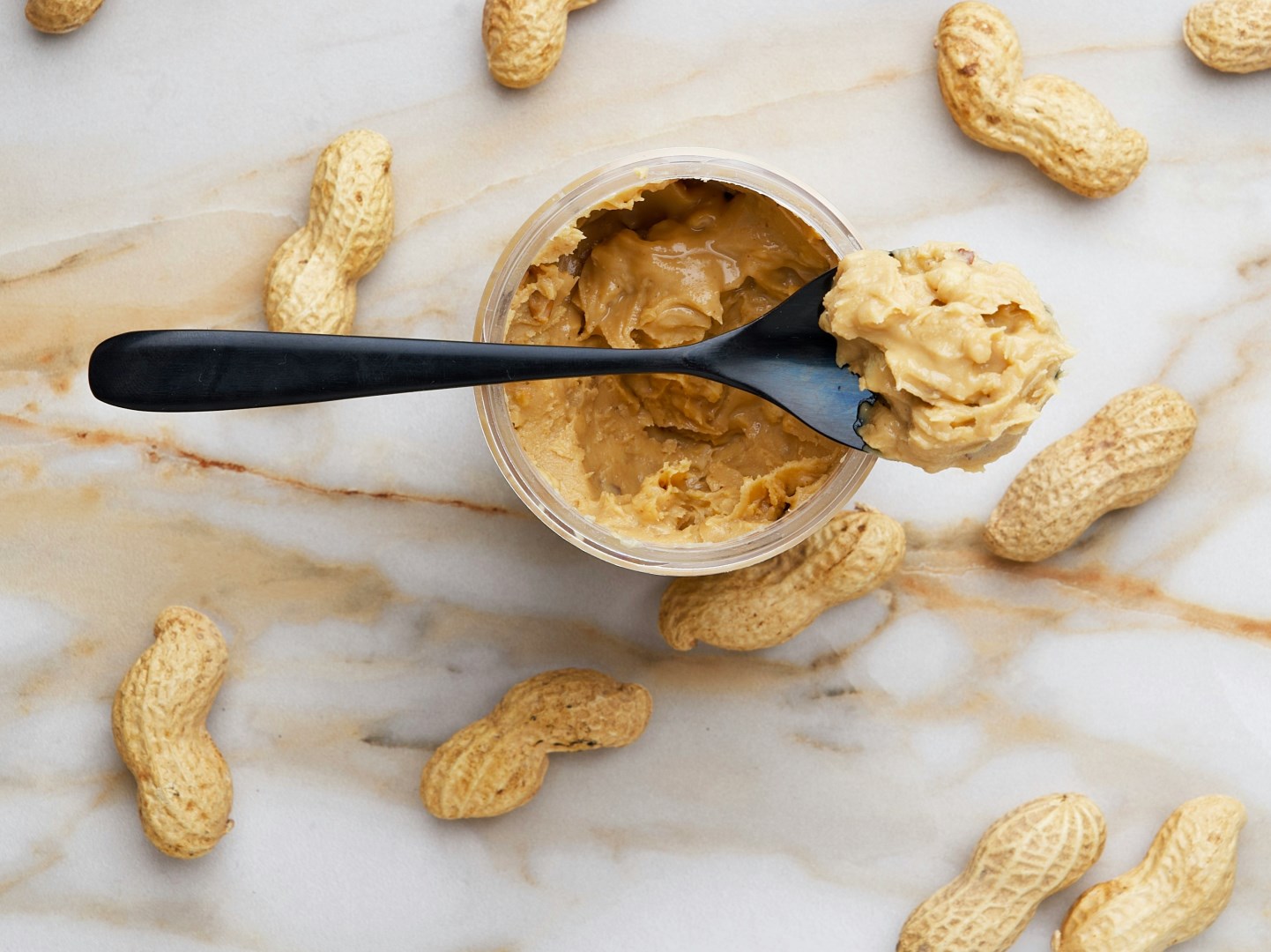 Před lety selhala, nyní se francouzská DBV Technologies znovu pokouší prorazit s náplastí na arašídovou alergii