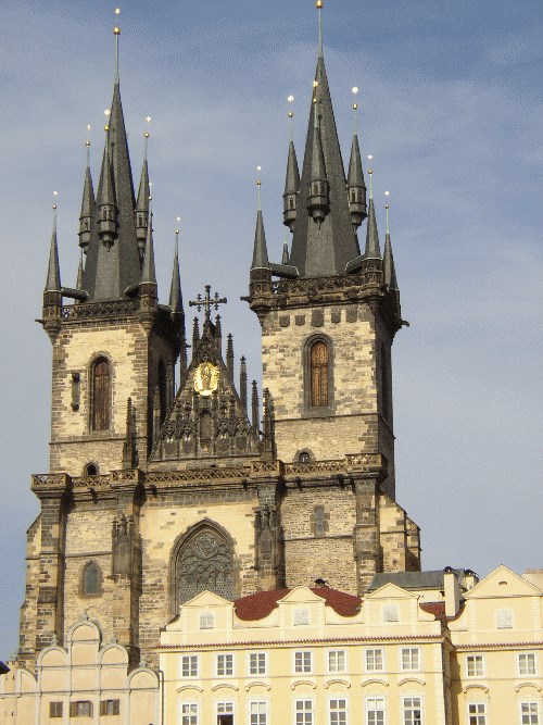 Praha neodolala vlivu negativního sentimentu v zahraniční