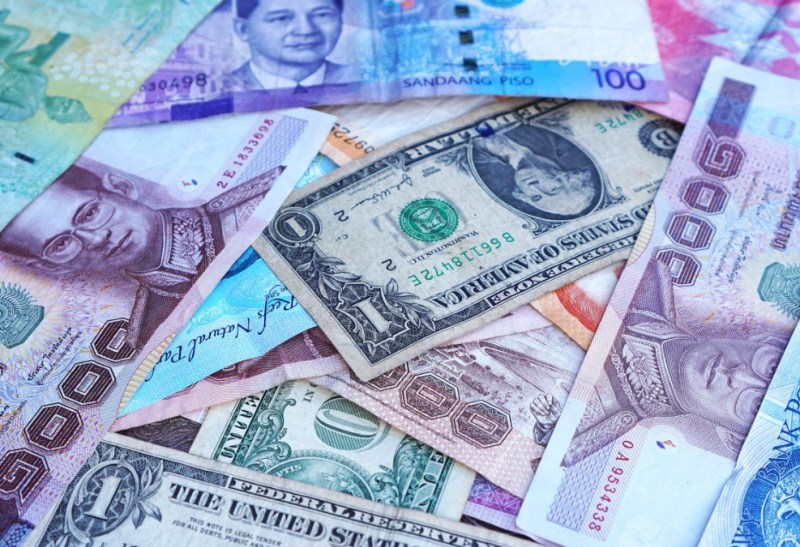 Evropa i bez Wall Street slušně roste, eurodolar beze směru