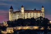 Slovenská centrální banka zhoršila výhled růstu ekonomiky