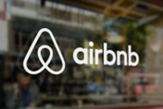 Vrchol Airbnb a hotelové akcie