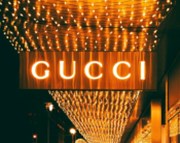 Akcie Kering rekordně klesly, součást Gucci v Asii čeká propad tržeb