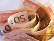 ECB drží sazby, ale urychluje konec nákupu aktiv