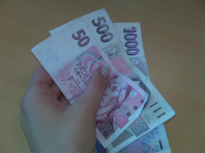 Týdenní zpráva o koruně: Páteční výprodej